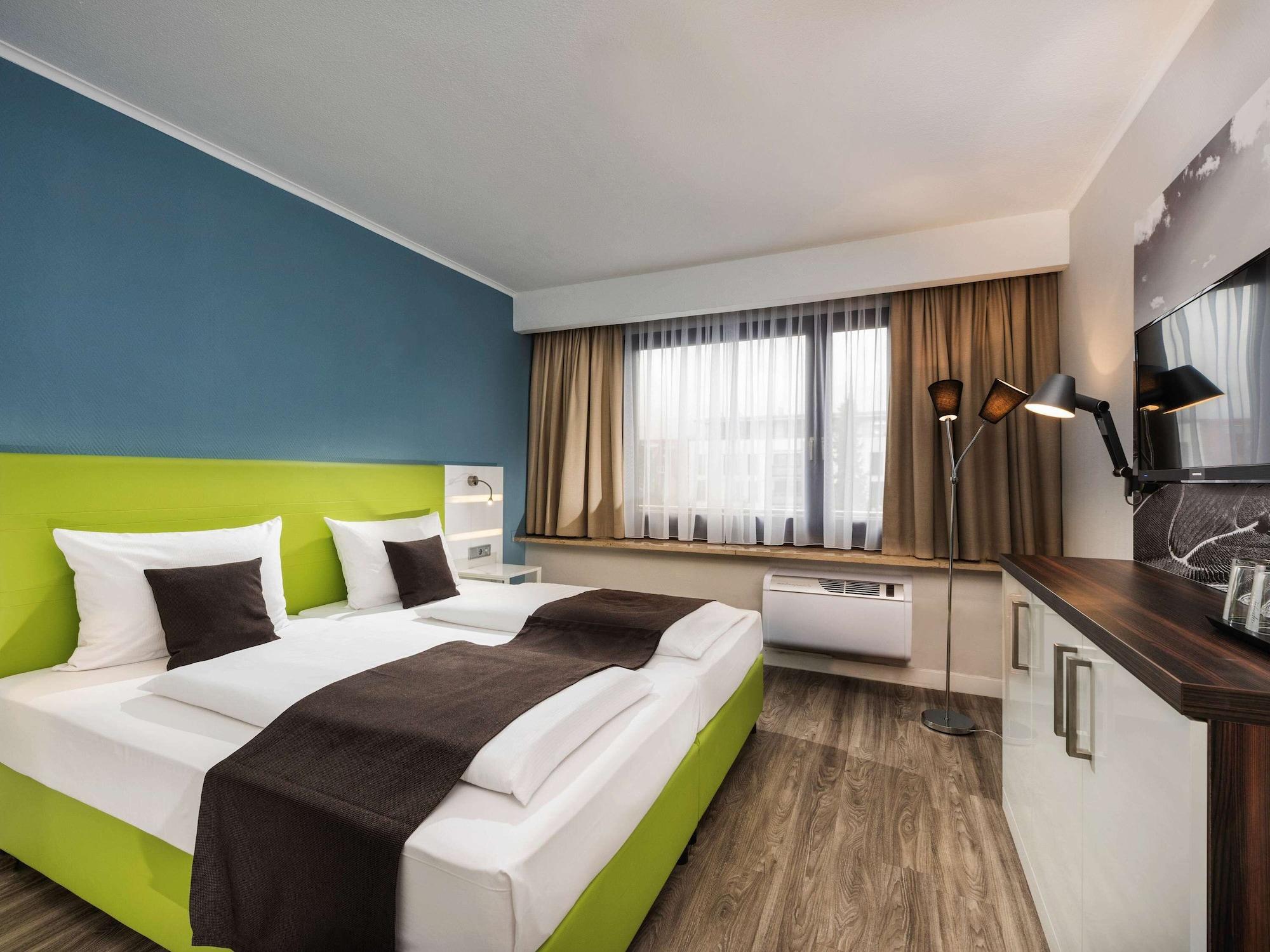 Ibis Styles Offenburg City Экстерьер фото