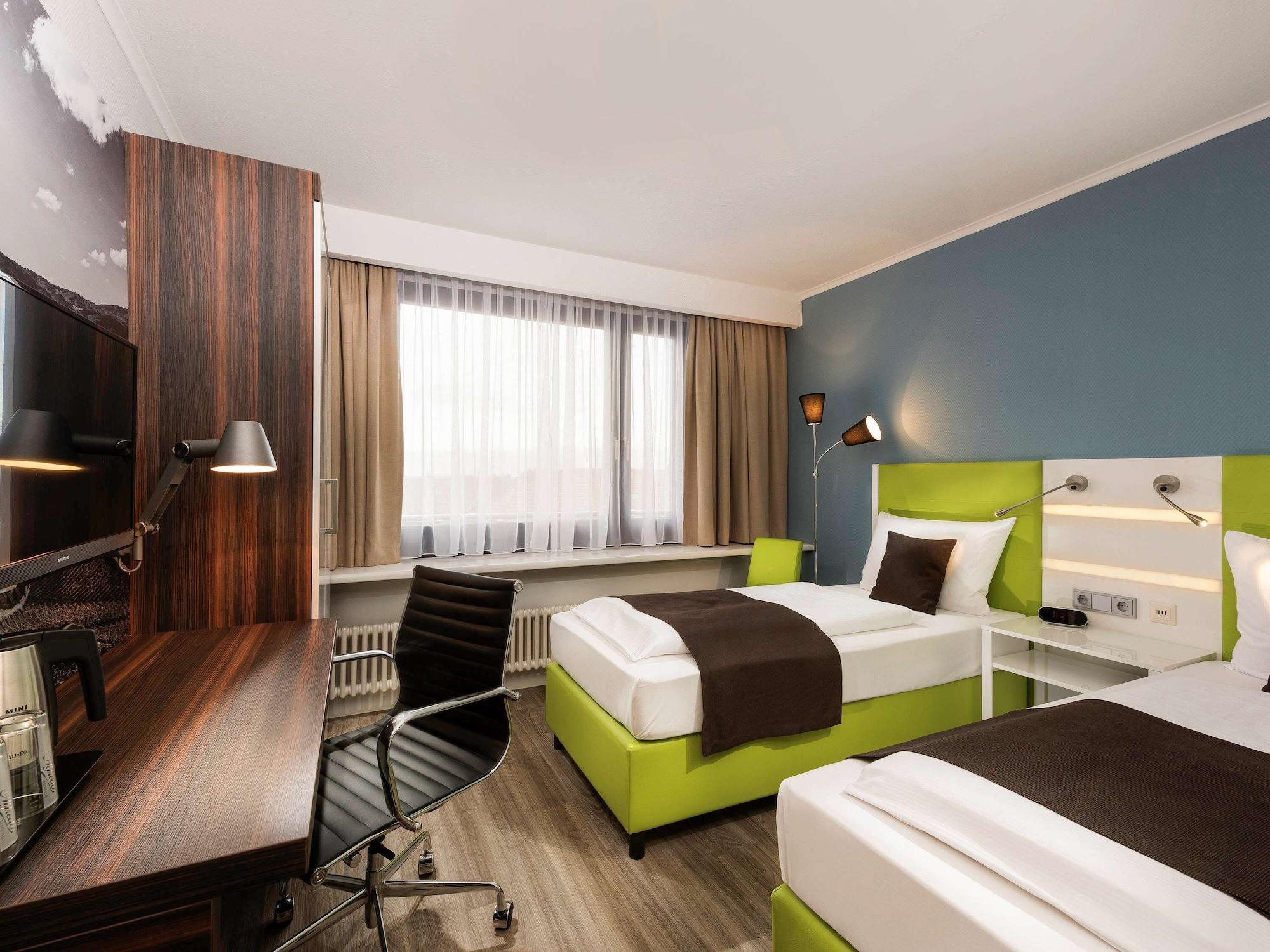 Ibis Styles Offenburg City Экстерьер фото