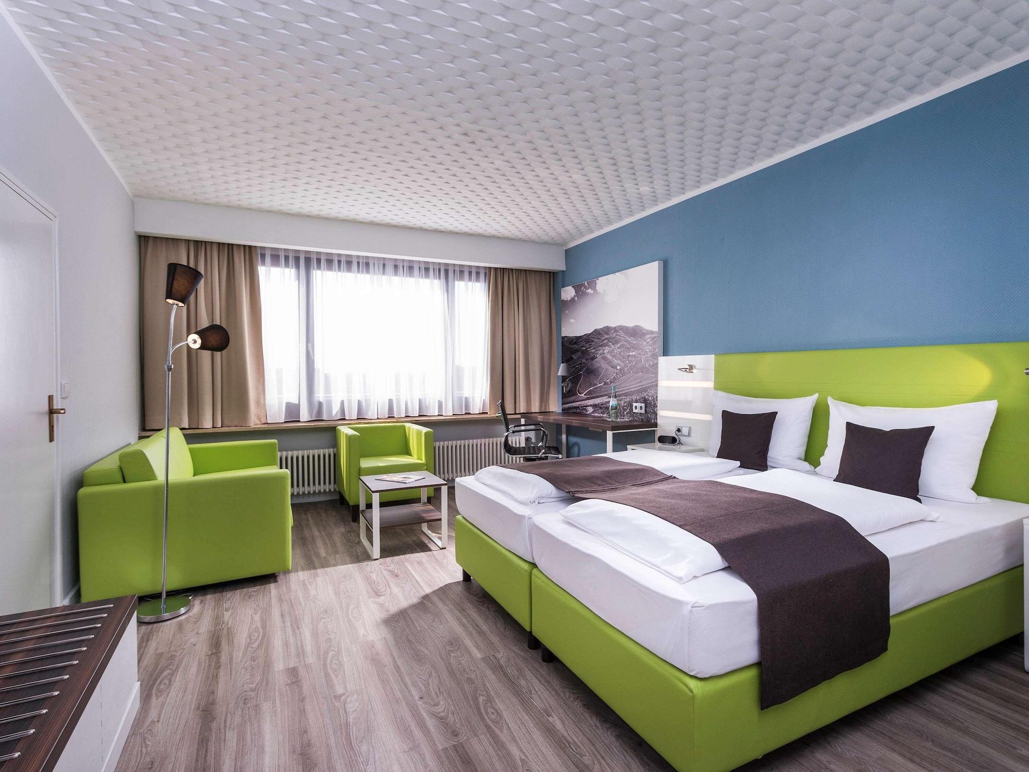 Ibis Styles Offenburg City Экстерьер фото
