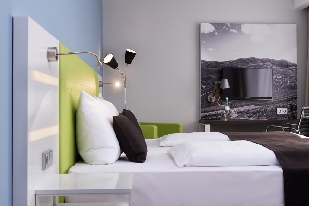 Ibis Styles Offenburg City Экстерьер фото