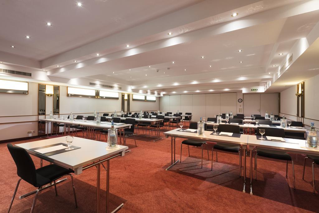 Ibis Styles Offenburg City Бизнес фото